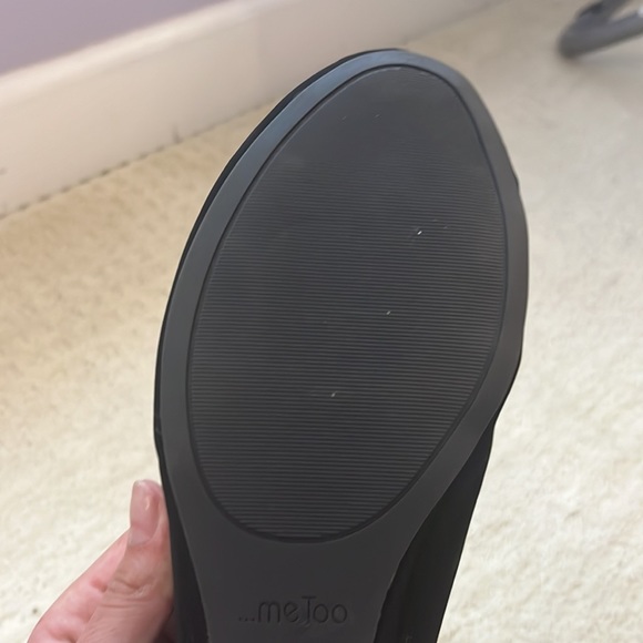 SOLD - NWT Black Me Too Wedge Strap Heels Size 11W **DO NOT BUY** - Picture 7 of 7